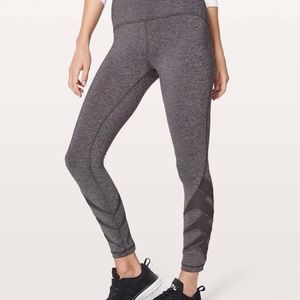Lululemon motionful 7/8 tight size 4